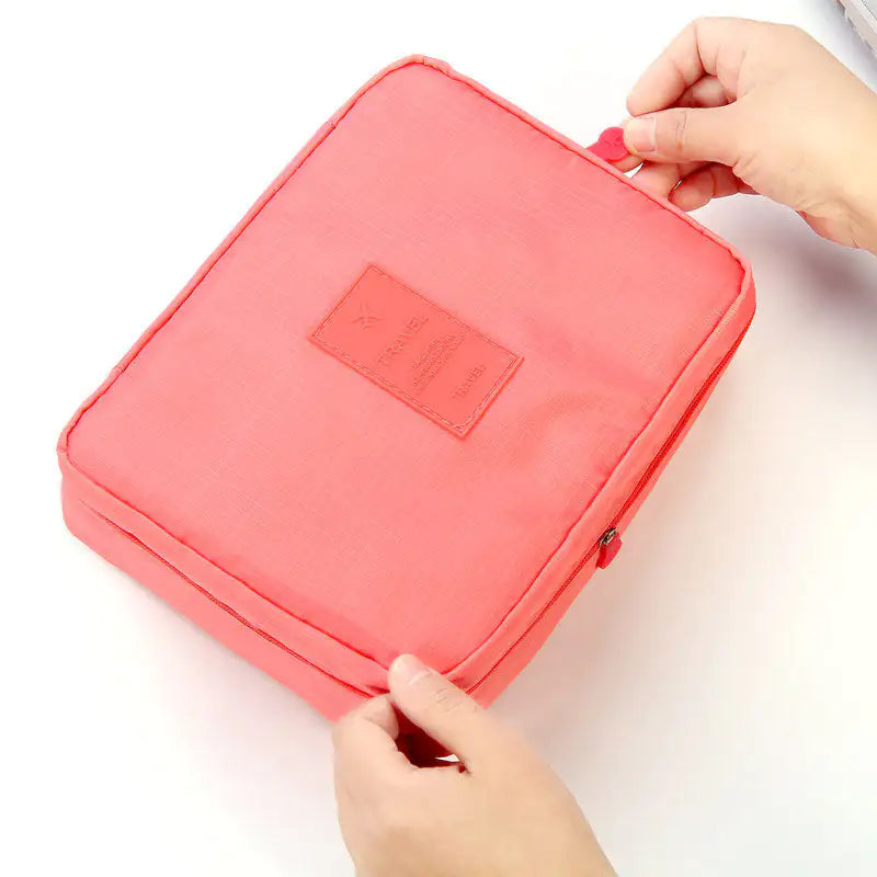 TravelMate Oxford Toiletry Bag